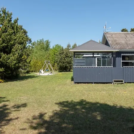 Tatil Evi Well-maintained Close To A Popular Bathing