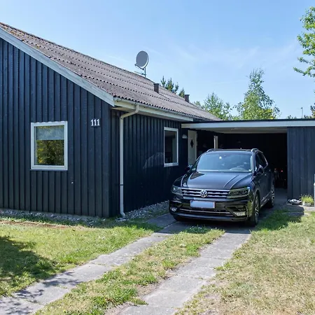 Tatil Evi Well-maintained Close To A Popular Bathing