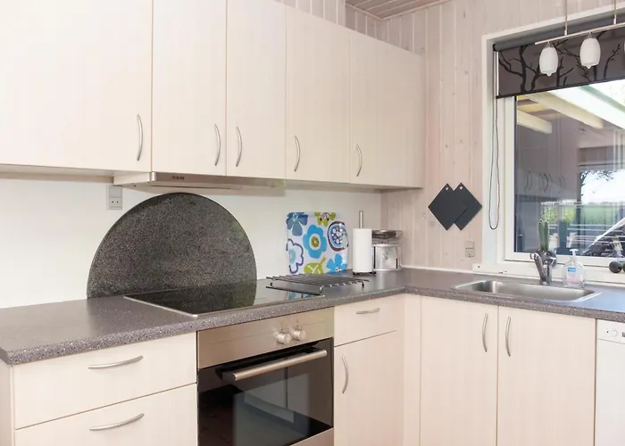 Well-maintained Close To A Popular Bathing Semesterbostad *